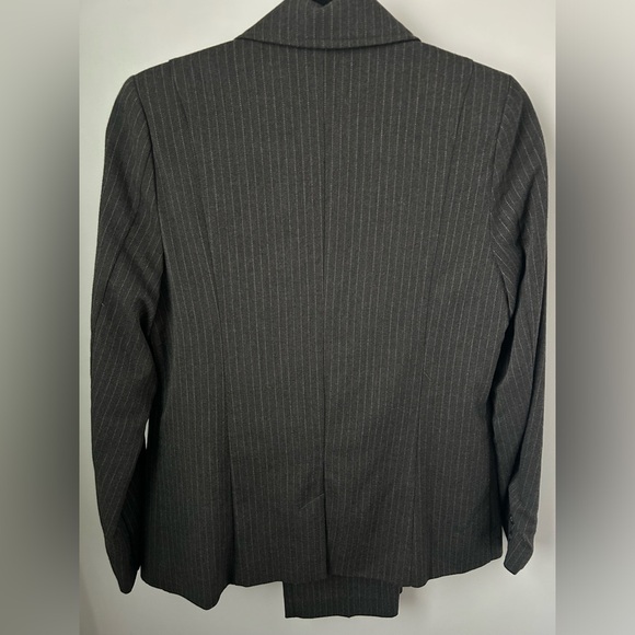 Reitmans Women's Pantsuit Size 3 - Gray Pinstripe - Picture 6 of 9